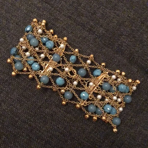 Bracelets - Picture 3 of 5